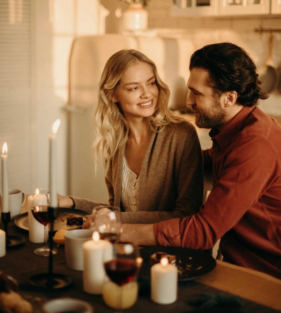 Dining That Feels Warm and Special: Bringing Comfort Home